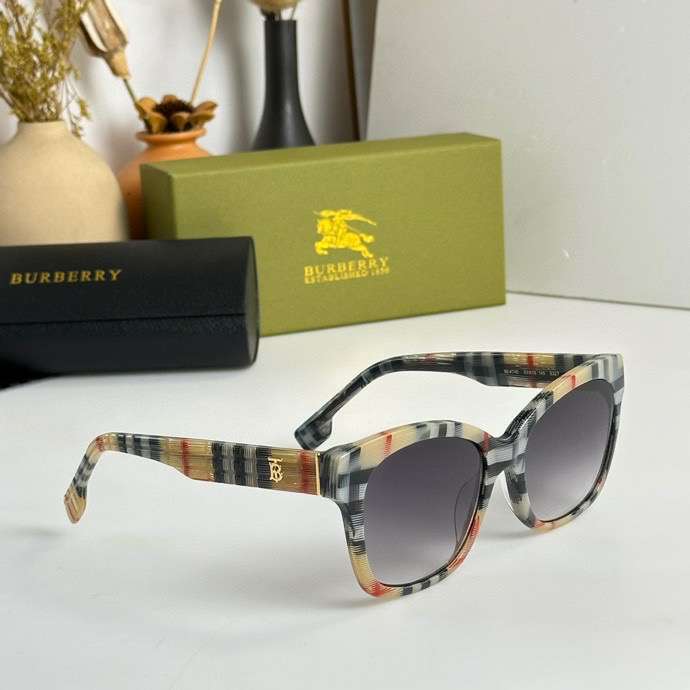 Picture of Burberry Sunglasses _SKUfw52288975fw